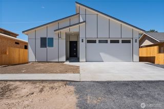 715 Buttercup Street, Soap Lake, WA 98851