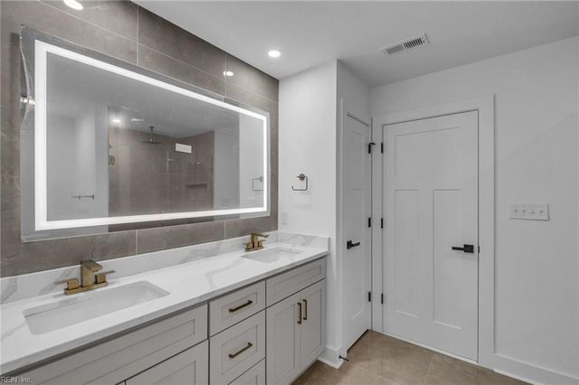 236 W. Queen ST, Hampton, VA 23669