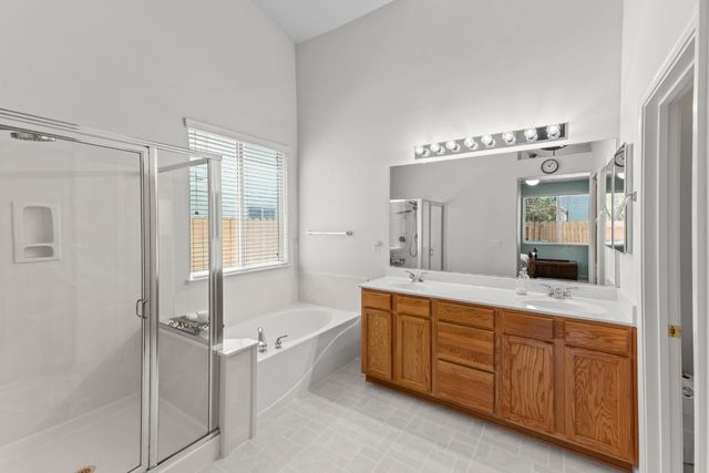 1616 Apple Way, Roseville, CA 95747