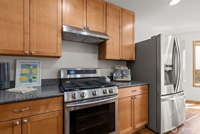 2120 248th Place SE, Sammamish, WA 98075