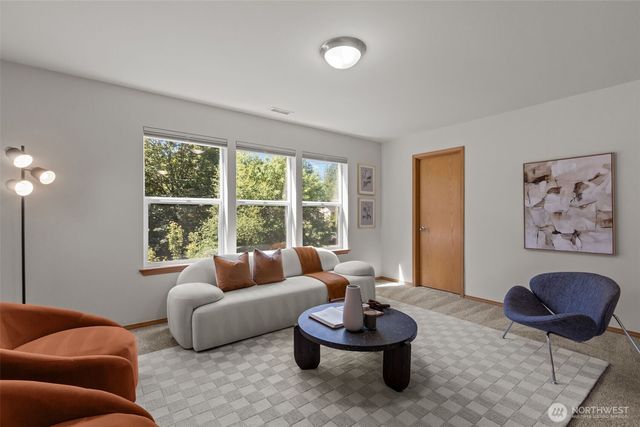 2120 248th Place SE, Sammamish, WA 98075