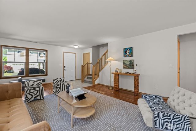 2120 248th Place SE, Sammamish, WA 98075