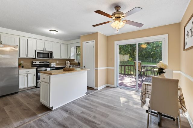 1832 Palamino Dr, Clarksville, TN 37042