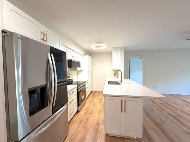 2067 HUNTERS GLEN DRIVE 312, Dunedin, FL 34698