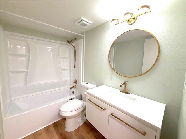 2067 HUNTERS GLEN DRIVE 312, Dunedin, FL 34698