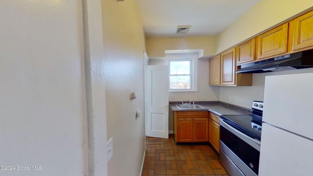 469 Delaware Avenue Apt A, Albany, NY 12209