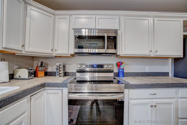 555 Williams Drive, Eufaula, OK 74432