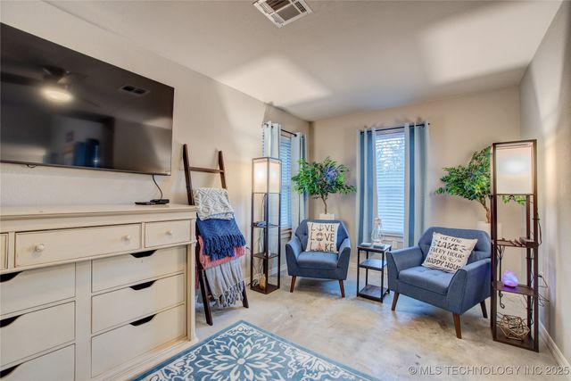 555 Williams Drive, Eufaula, OK 74432