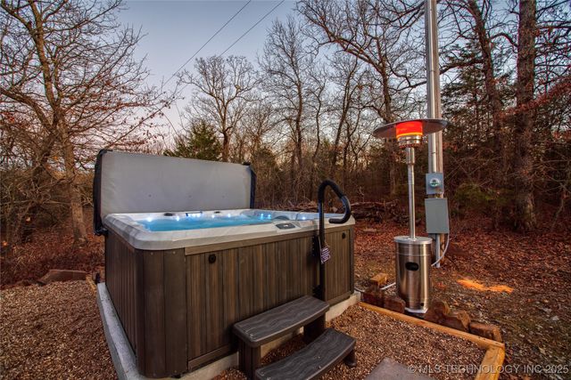 555 Williams Drive, Eufaula, OK 74432