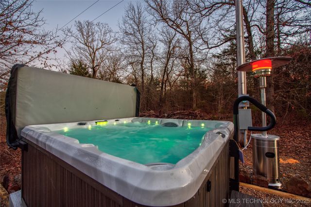 555 Williams Drive, Eufaula, OK 74432