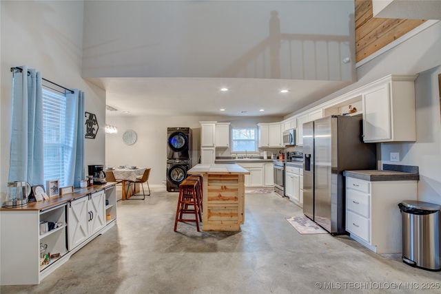 555 Williams Drive, Eufaula, OK 74432