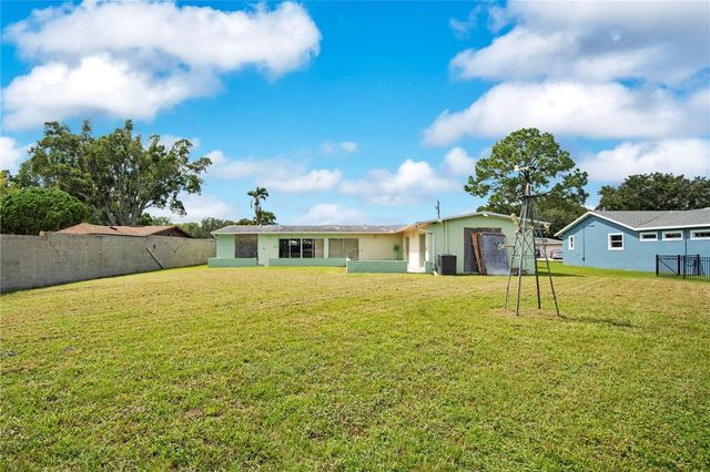 5701 PADGETT CIRCLE, Orlando, FL 32839