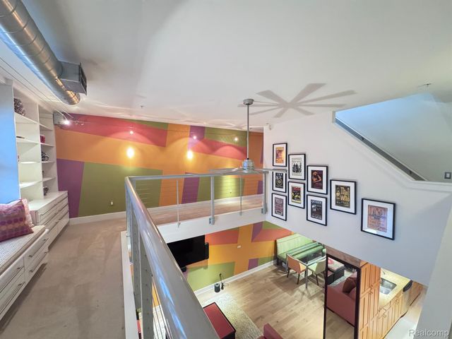 674 W 11 MILE Road, Royal Oak, MI 48067