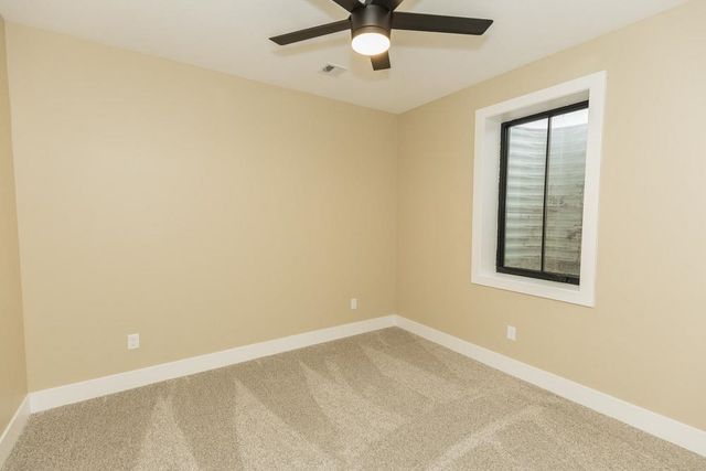 1968 Wheatland Valley Dr, Salina, KS 67401