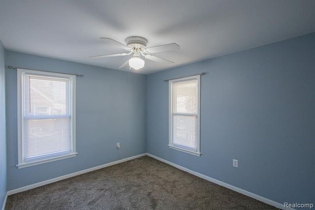 22871 Hayes Avenue, Eastpointe, MI 48021