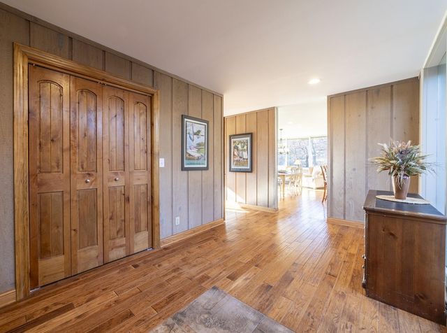 1050 Coolwood Drive, Valparaiso, IN 46385