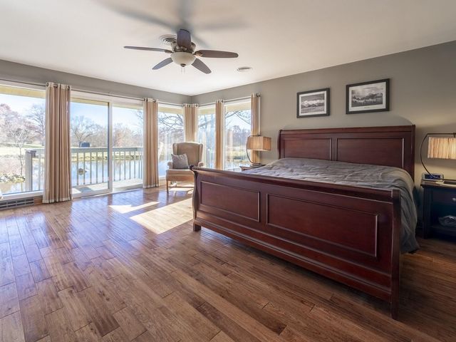 1050 Coolwood Drive, Valparaiso, IN 46385