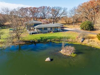 1050 Coolwood Drive, Valparaiso, IN 46385