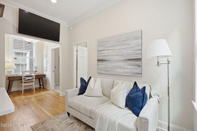 505 S 5th Avenue, Wilmington, NC 28401