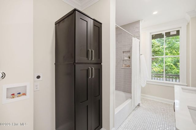 505 S 5th Avenue, Wilmington, NC 28401