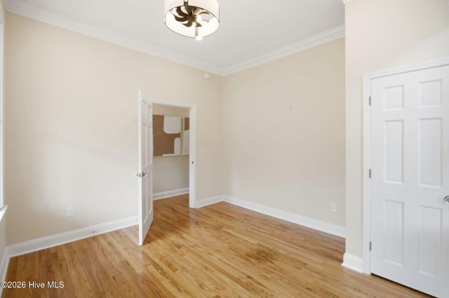505 S 5th Avenue, Wilmington, NC 28401