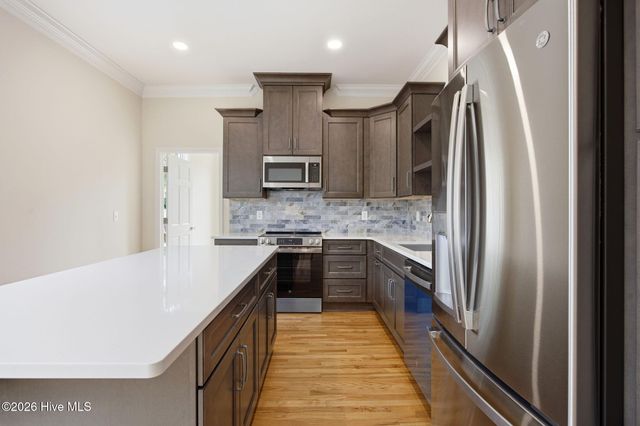 505 S 5th Avenue, Wilmington, NC 28401