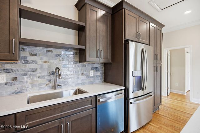 505 S 5th Avenue, Wilmington, NC 28401