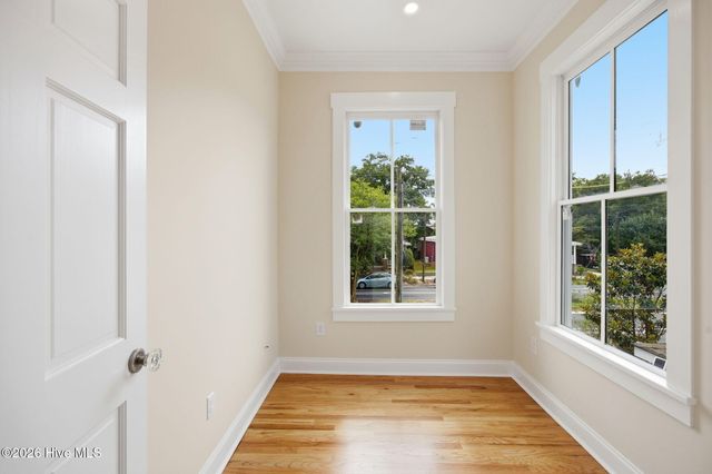 505 S 5th Avenue, Wilmington, NC 28401