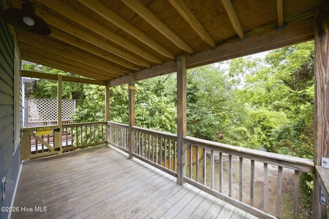 505 S 5th Avenue, Wilmington, NC 28401