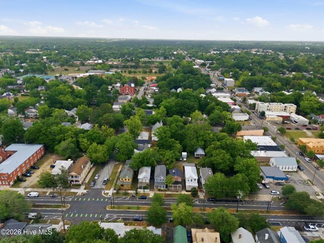 505 S 5th Avenue, Wilmington, NC 28401