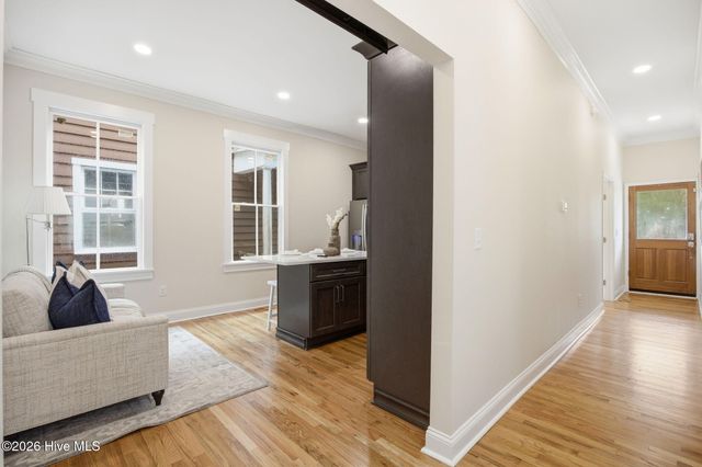 505 S 5th Avenue, Wilmington, NC 28401