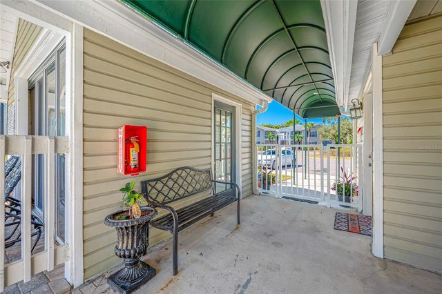 8114 45TH COURT E 5, Sarasota, FL 34243