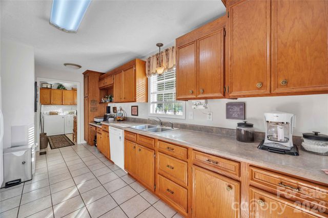 57 Riverview Road, Taylorsville, NC 28681