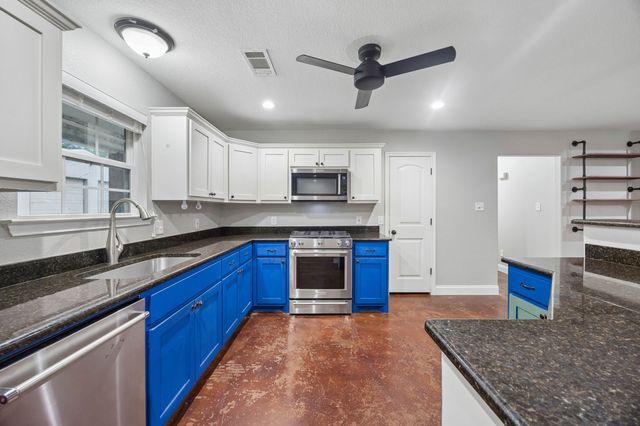 1382 Rogers Road, Newark, TX 76071