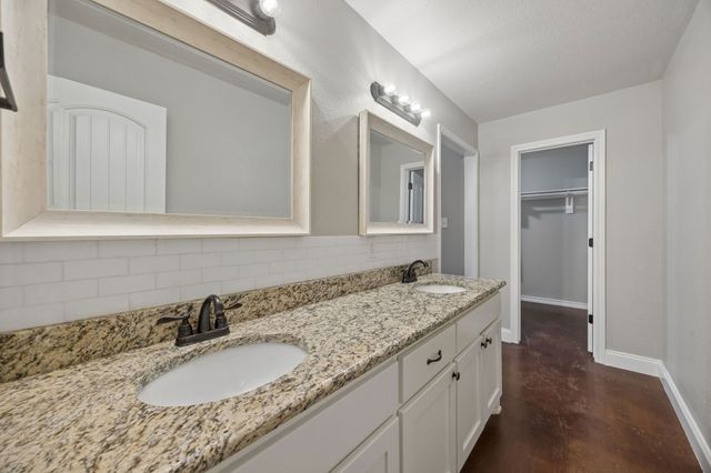 1382 Rogers Road, Newark, TX 76071
