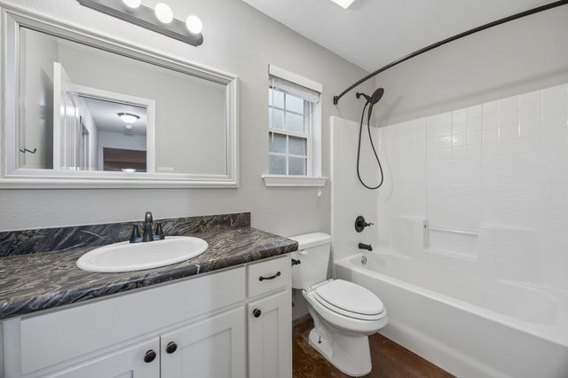 1382 Rogers Road, Newark, TX 76071