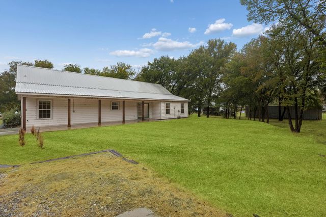 1382 Rogers Road, Newark, TX 76071