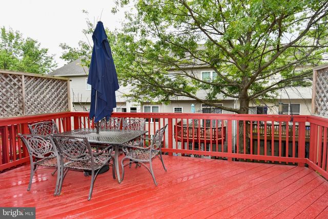 2444 LAURA MARK LN, Herndon, VA 20171