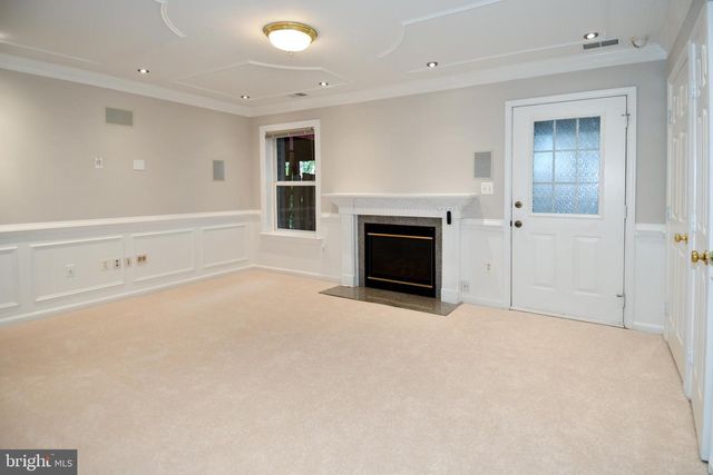 2444 LAURA MARK LN, Herndon, VA 20171