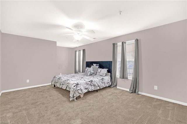 2204 Mcconnell Drive, Kernersville, NC 27284