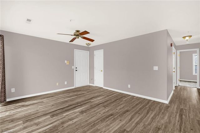 2204 Mcconnell Drive, Kernersville, NC 27284