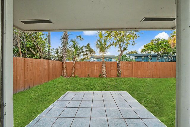 5789 WOODLAND POINT Drive, Tamarac, FL 33319