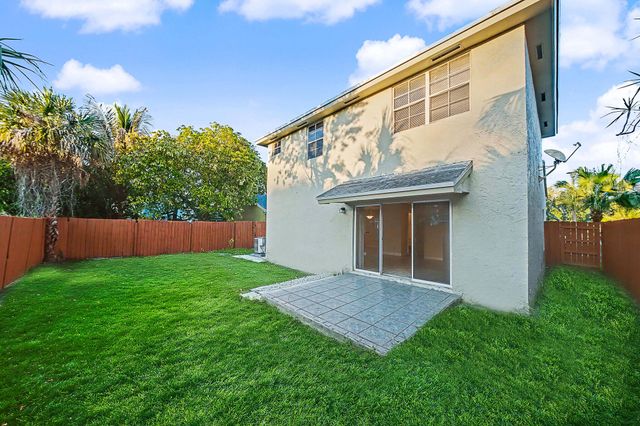 5789 WOODLAND POINT Drive, Tamarac, FL 33319