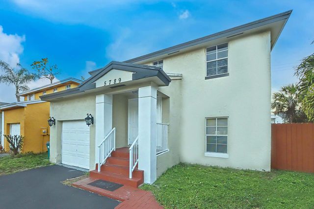 5789 WOODLAND POINT Drive, Tamarac, FL 33319