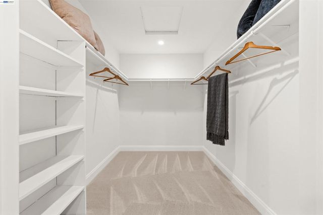 696 Blue Spruce Dr, Danville, CA 94506