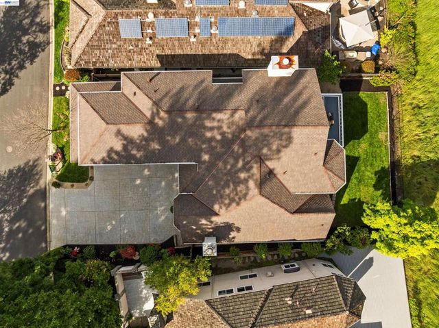 696 Blue Spruce Dr, Danville, CA 94506