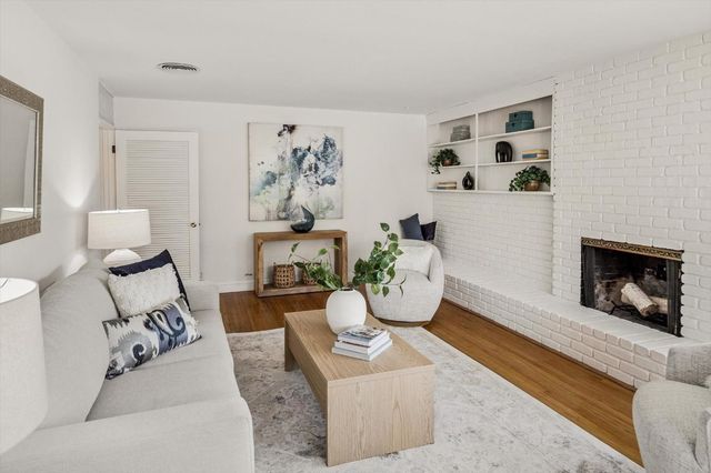 21849 Corte Madera Lane, Cupertino, CA 95014