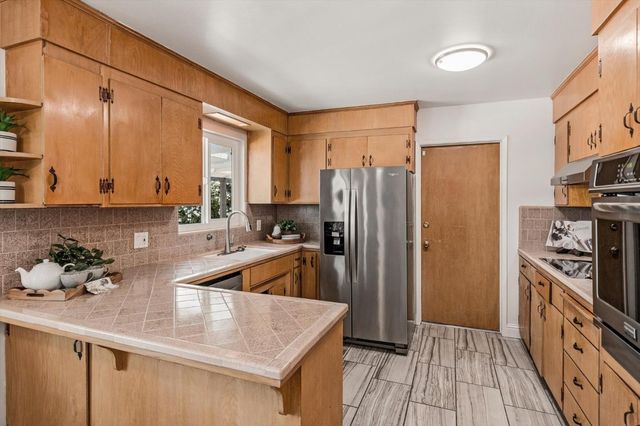 21849 Corte Madera Lane, Cupertino, CA 95014