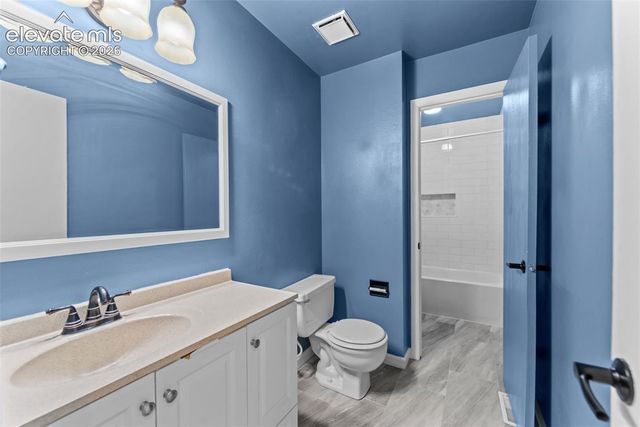 1727 Chautauqua Drive, Colorado Springs, CO 80915