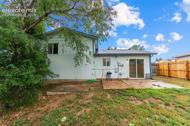 1727 Chautauqua Drive, Colorado Springs, CO 80915